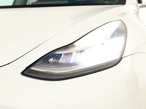 Used 2018 Tesla Model 3 Long Range AWD/4WD image 34