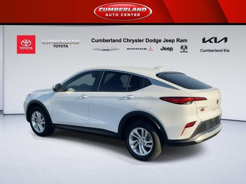 Used 2024 Buick Envista Preferred w/ Convenience I Package image 6