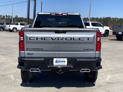 New 2026 Chevrolet Silverado 1500 Custom Trail Boss w/ LPO, Dark Essentials Package image 5