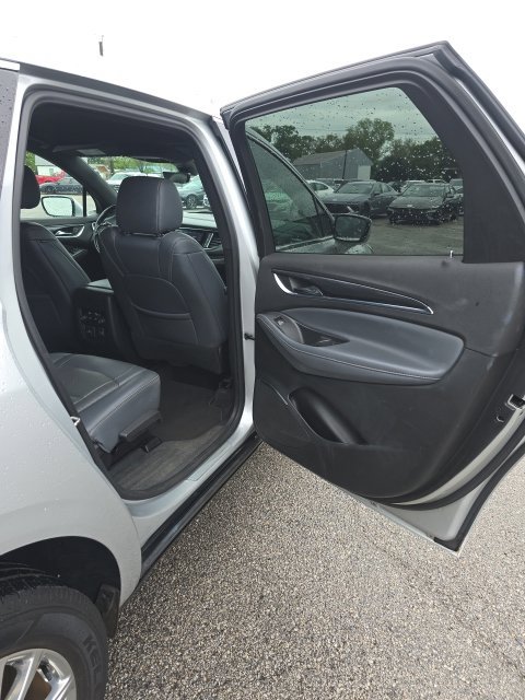 Used 2022 Buick Enclave Premium FWD image 24