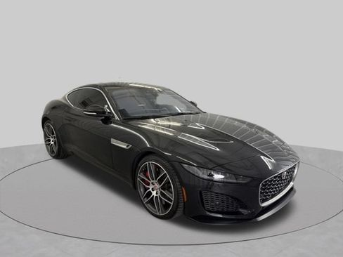 Used 2022 Jaguar F-TYPE Coupe RWD image 4