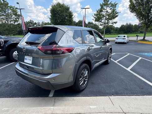 Used 2024 Nissan Rogue S AWD/4WD image 5