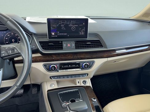 Used 2020 Audi Q5 Prestige image 31