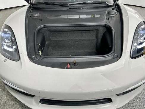 Certified 2024 Porsche 718 Boxster image 32