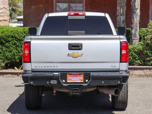 Used 2019 Chevrolet Silverado 2500 LTZ w/ Duramax Plus Package image 6