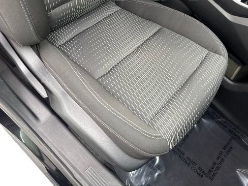 Used 2025 Chevrolet Equinox LT FWD image 46