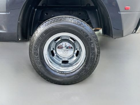 Used 2016 RAM 3500 Tradesman w/ Chrome Appearance Group AWD/4WD image 34