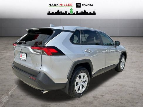 Used 2023 Toyota RAV4 LE AWD/4WD image 6