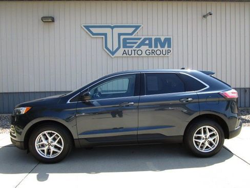 Used 2023 Ford Edge SEL w/ Convenience Package AWD/4WD image 4