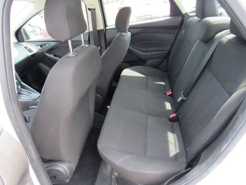 Used 2016 Ford Focus S image 8
