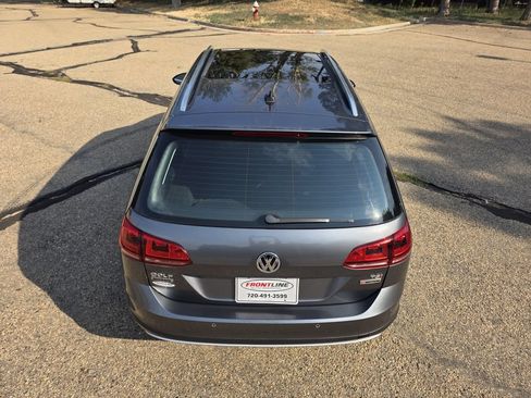 Used 2017 Volkswagen Golf Alltrack SE AWD/4WD image 6