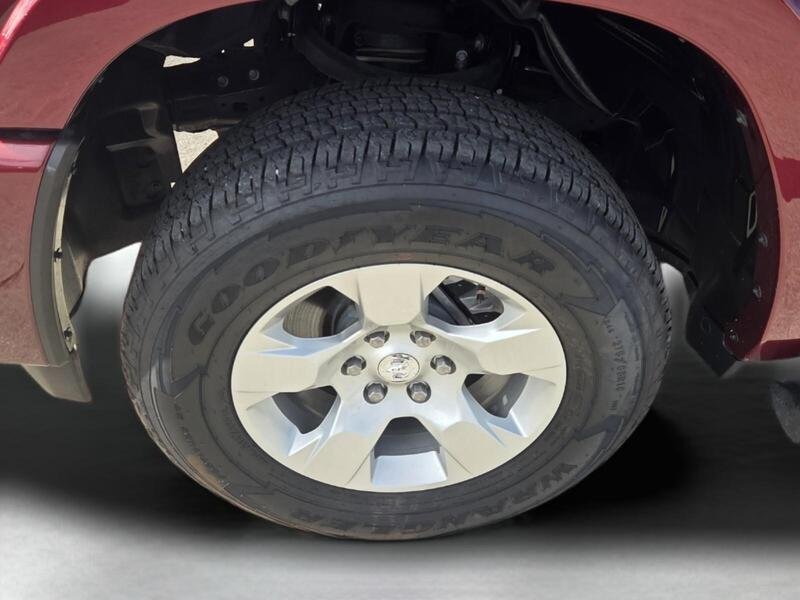 Used 2025 RAM 1500 Big Horn AWD/4WD image 9