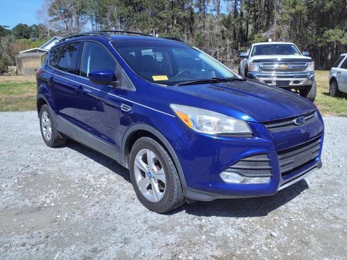 Used 2013 Ford Escape SE image 1