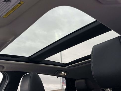 Used 2024 MAZDA CX-90 3.3 Turbo w/ Premium Package image 14