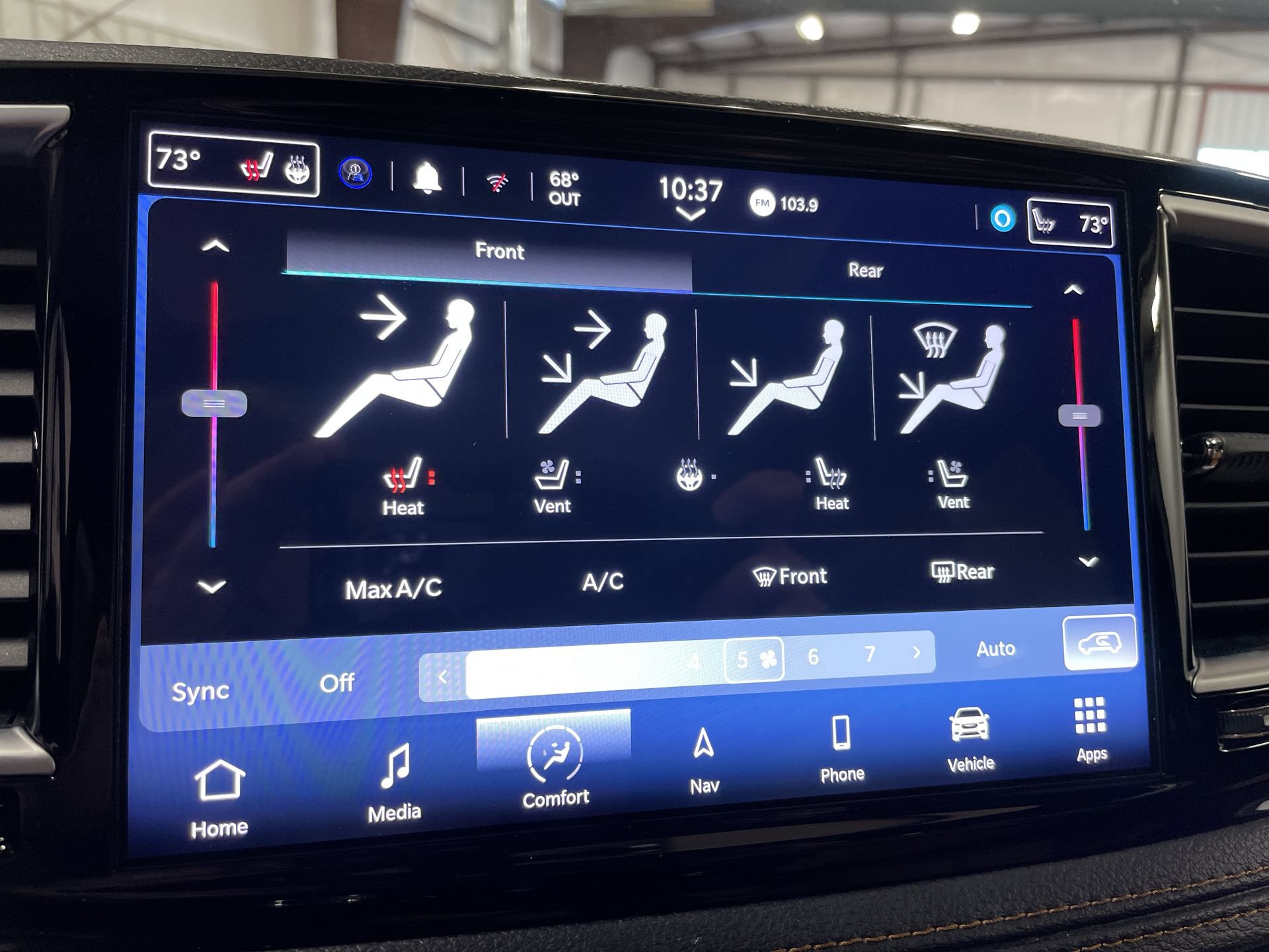 Used 2022 Chrysler Pacifica Pinnacle FWD image 23