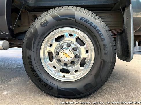 Used 2004 Chevrolet Silverado 2500 LT image 19