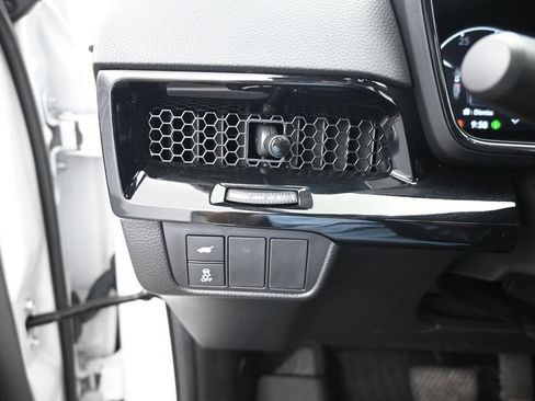Used 2025 Honda CR-V Sport Touring image 19