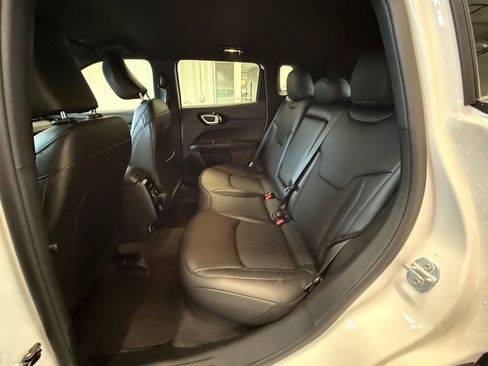 New 2026 Jeep Compass Latitude AWD/4WD image 7