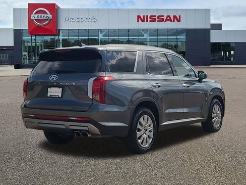 Used 2025 Hyundai Palisade SEL FWD image 7