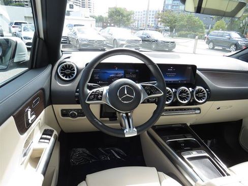 Used 2026 Mercedes-Benz GLA 250 4MATIC image 10