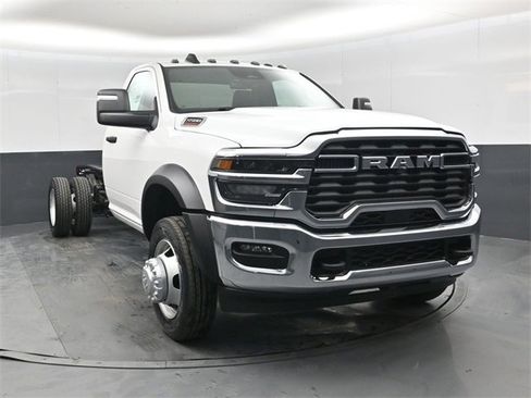 New 2026 RAM 5500 Tradesman image 10