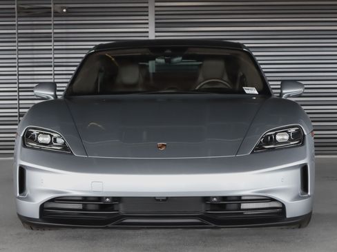 Certified 2026 Porsche Taycan 4S AWD/4WD image 8