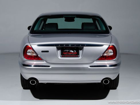 Used 2005 Jaguar XJ Vanden Plas Super V8 image 5