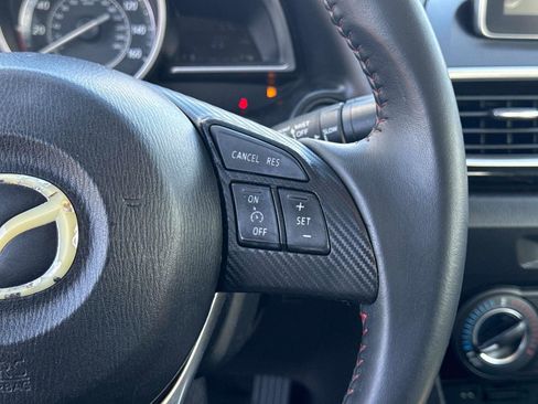 Used 2015 MAZDA MAZDA3 i Touring image 25