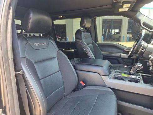 Used 2019 Ford F150 Raptor w/ Equipment Group 802A Luxury AWD/4WD image 25