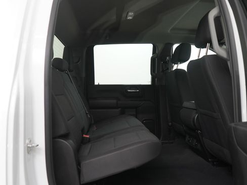 Used 2024 Chevrolet Silverado 2500 Custom w/ Custom Value Package image 13