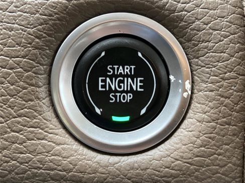 Used 2022 GMC Yukon Denali image 14