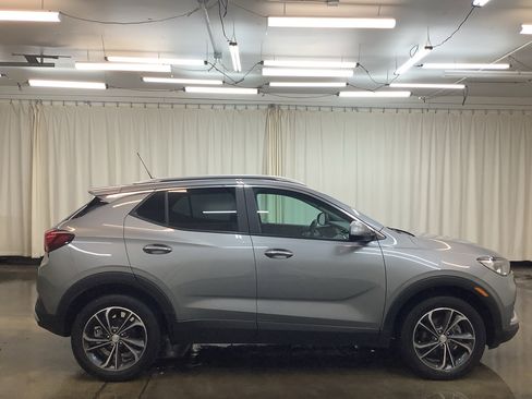 Used 2023 Buick Encore GX Select FWD image 5