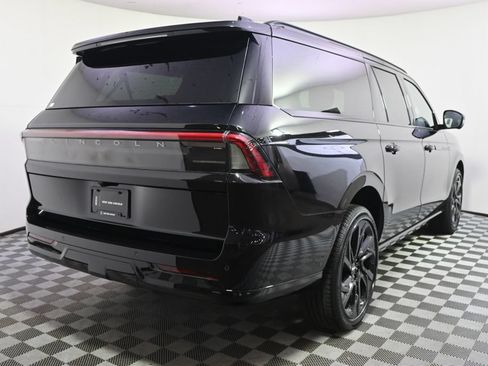 New 2027 Lincoln Navigator L Reserve w/ Jet Appearance Package AWD/4WD image 6