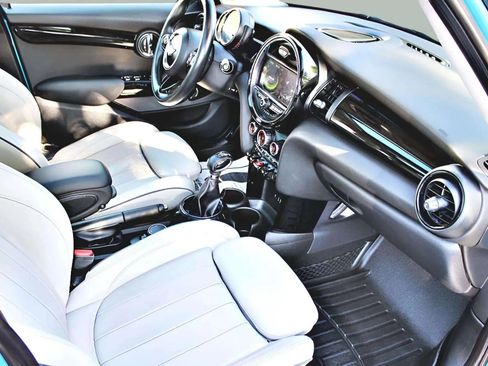 Used 2016 MINI Cooper S image 26