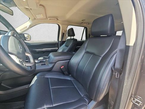 Used 2023 Ford Expedition XLT RWD image 15