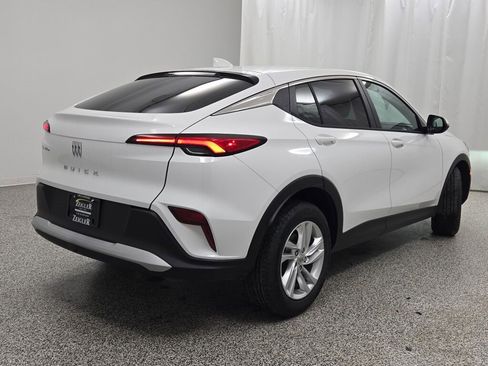 New 2026 Buick Envista Preferred image 12