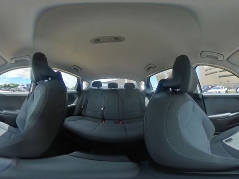 Used 2025 Kia K4 FWD image 41