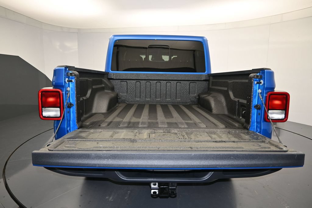 New 2026 Jeep Gladiator Sport AWD/4WD image 24