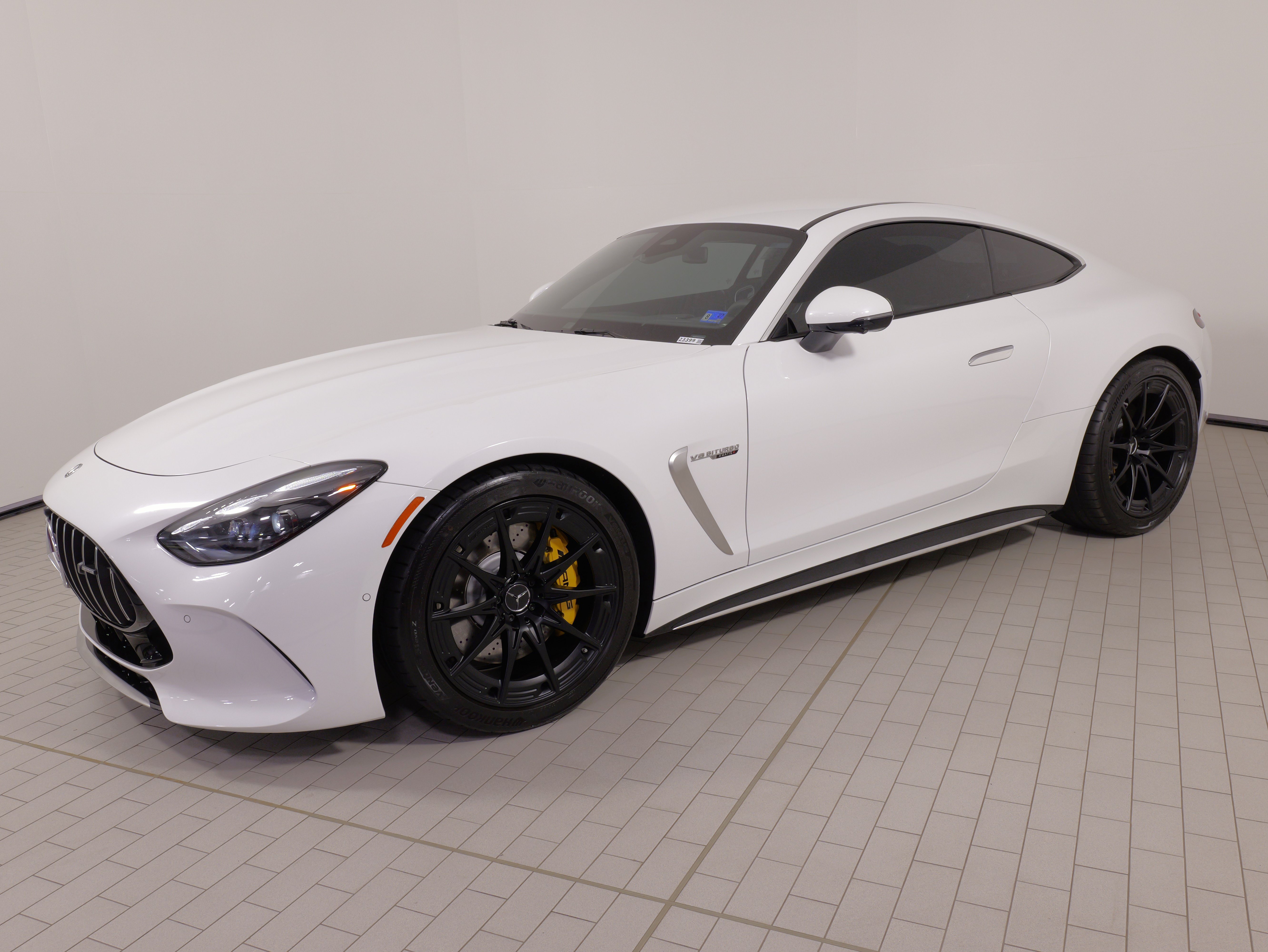 Used 2025 Mercedes-Benz AMG GT 63 image 1