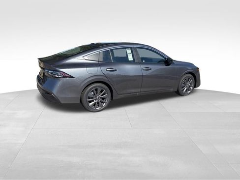 New 2026 Nissan Sentra SL w/ Floor Mat Package FWD image 4