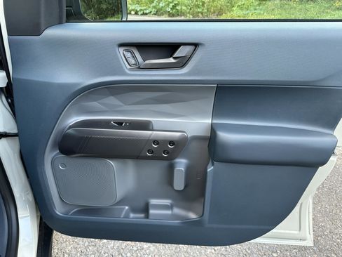 New 2025 Ford Maverick XLT w/ XLT Luxury Package image 41