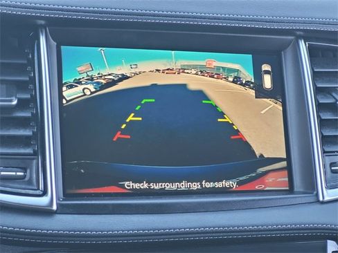 Used 2021 INFINITI QX50 Luxe w/ Appearance Package image 24