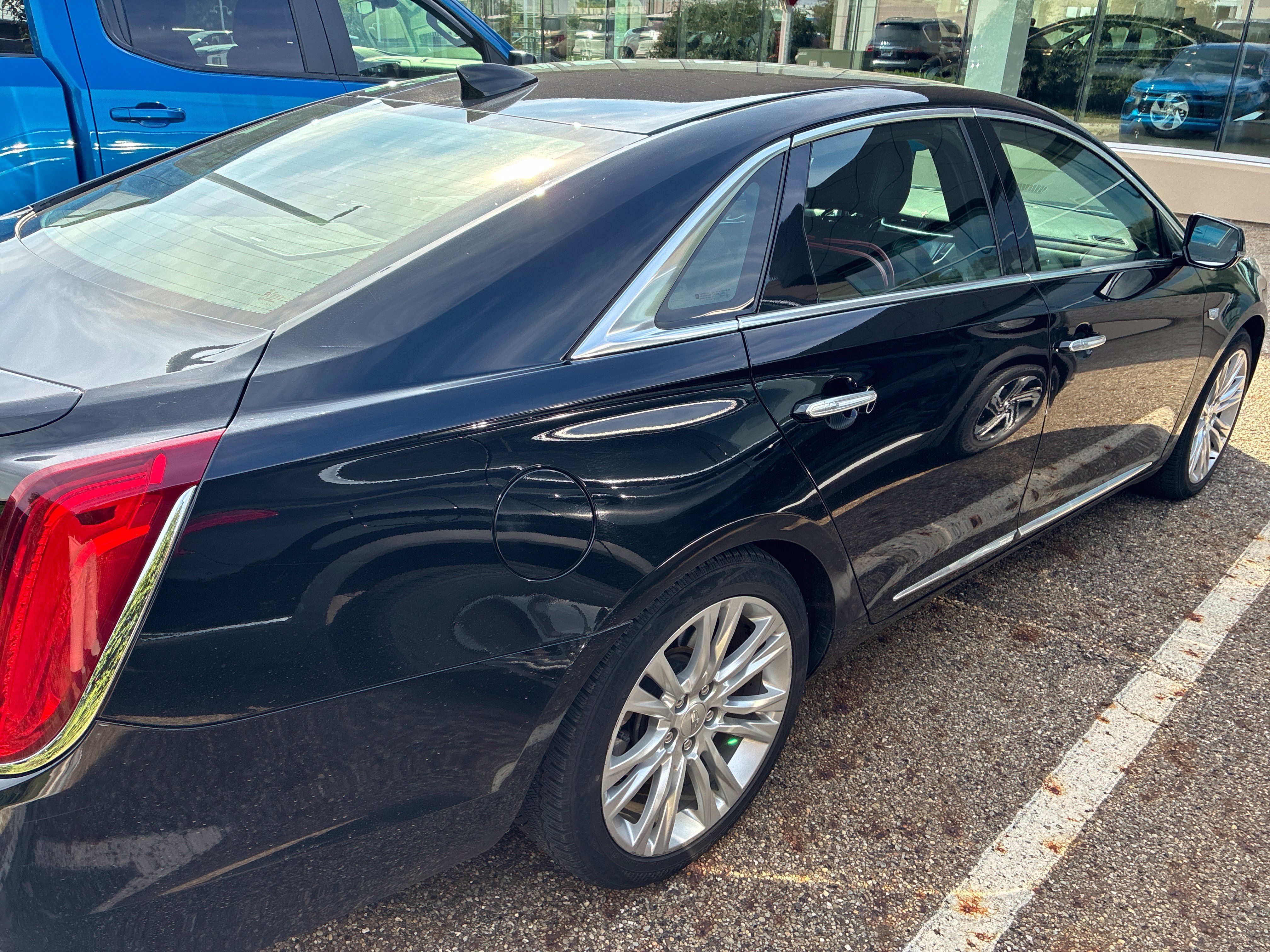 Used 2019 Cadillac XTS Luxury FWD image 5