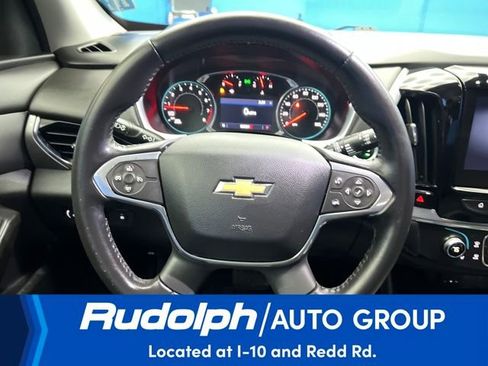 Used 2021 Chevrolet Traverse LT image 14