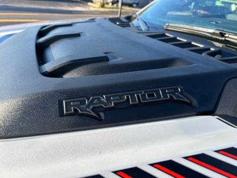 Used 2025 Ford F150 Raptor image 7