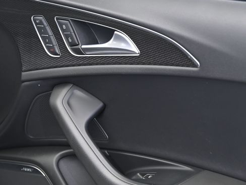 Used 2013 Audi S6 Prestige image 21