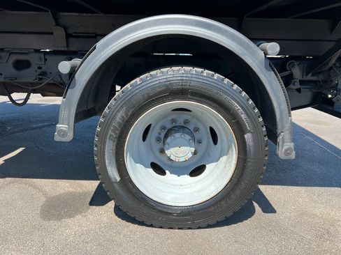 Used 2012 Ford F550 4x4 Regular Cab Super Duty w/ PWR Equipment Group image 13