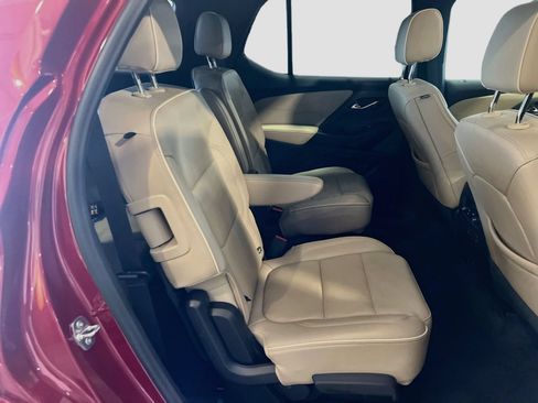 Used 2022 Chevrolet Traverse Premier AWD/4WD image 30