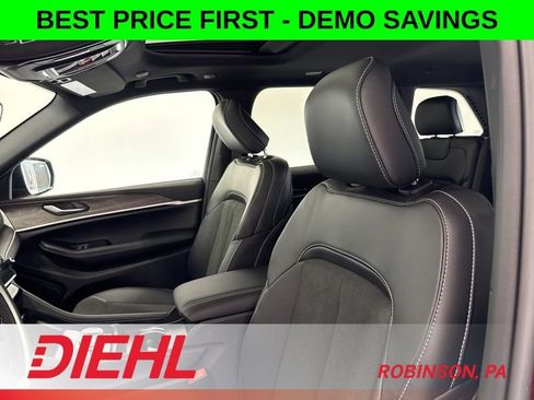 New 2026 Jeep Grand Cherokee Altitude AWD/4WD image 19