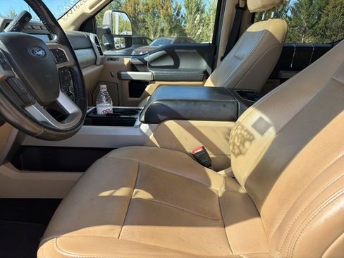 Used 2021 Ford F350 Lariat w/ Lariat Ultimate Package image 13